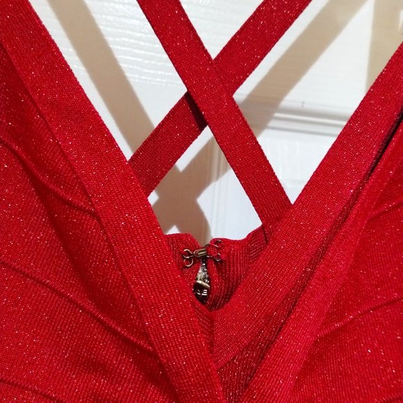 Guess Red Strappy Bodycon dress - Picture 3 of 8